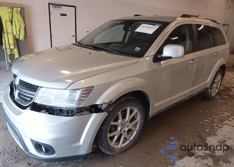 2013 Dodge Journey Sxt/Crew z USA, uszkodzony, nr VIN 3C4PDCCGXDT718838